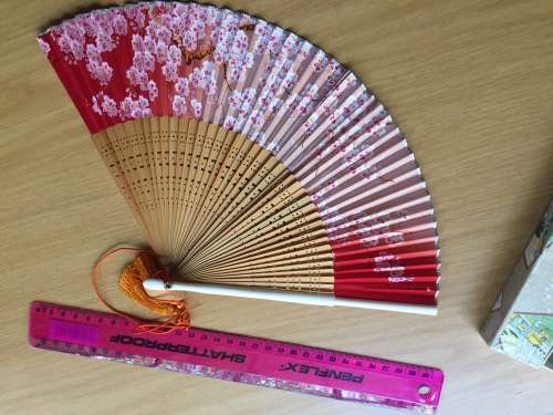 Exquisite antique silk Japanese fan